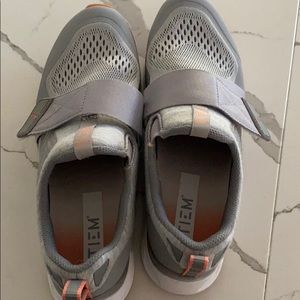 Tiems Slipstream gray Cycling Shoes w/ SPD clips